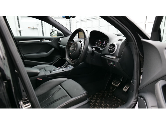 S3セダン2.0 4WD