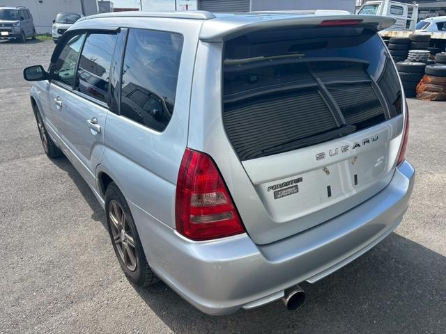 フォレスター2.0 クロススポーツ 4WD