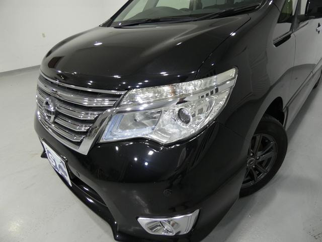 セレナ2.0 ハイウェイスター アドバンスドセーフティパッケージ 4WD