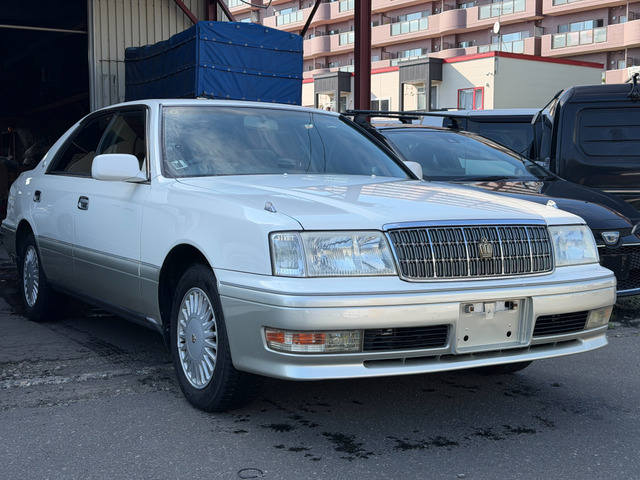 クラウン3.0 ロイヤルサルーン Four 4WD