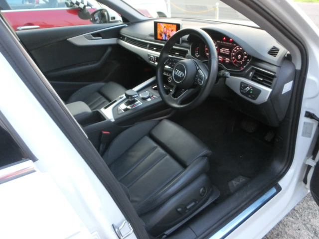 A4アバント35 TFSI マイスターシュトュック