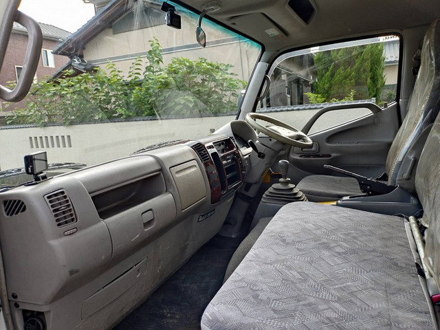 デュトロ車載車