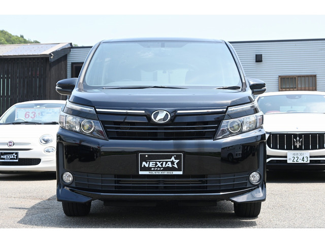 ヴォクシー2.0 V 4WD