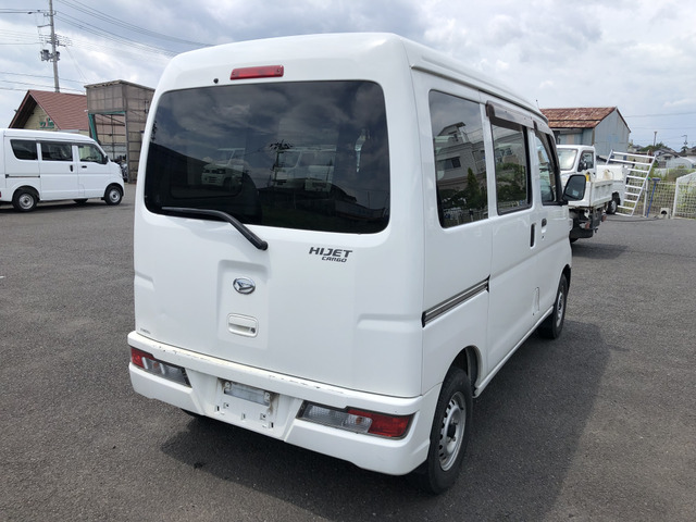 ダイハツ ハイゼットカーゴ デラックス SAIII ハイルーフ 4WD 76.2万円