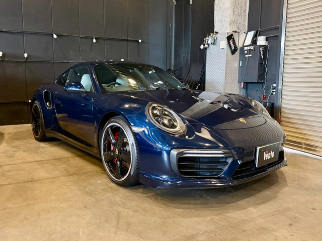 911
