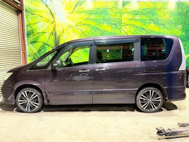 日産 セレナ 2.0 ハイウェイスター 4WD 防錆塗装TVナビBカメ後席モニタ
