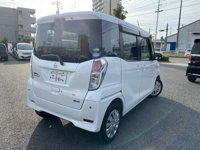 �i�r�E�o�b�N���j�^�[�EETC�E�n�f�W�`���[�i�[�E�t���b�v�_�E�����j�^�[���̗p�i�������k���������B���݂����̂��Ԃ���̕t���ւ��A�������ݎ��t�����\�ł��B
