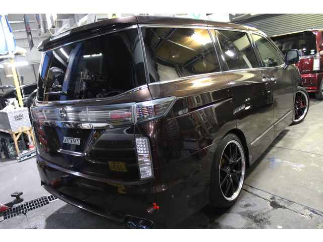 エルグランド3.5 350ハイウェイスター アーバンクロム 4WD