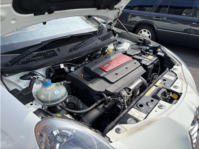 ���Ќ�BMW���J�j�b�N���m���ȖڂŎd����Ă���܂�!