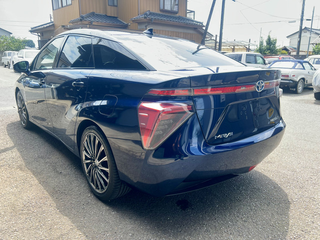 �u���C���h�X�|�b�g���j�^�[�E�N���A�����X�\�i�[�Ȃǈ��S�������[�����Ă��܂��B
