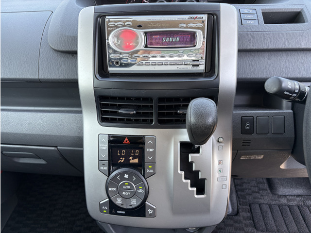 �V���v���ŃX�^�C���b�V���ȃC���p�l�ł��B�I�[�g�G�A�R�����ڂł��B