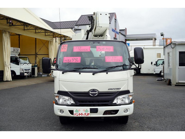 デュトロ高所作業車