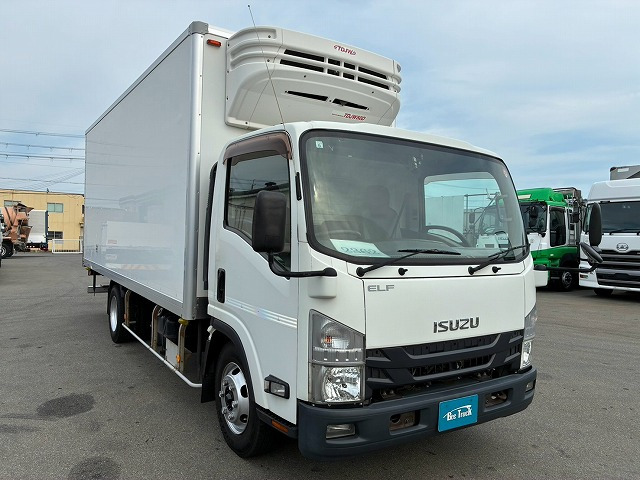 エルフ冷蔵冷凍車