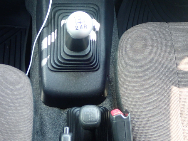 �p�[�g�^�C��4WD���ڂŁA�󋵂ɉ�����2WD��4WD�̐؂�ւ����\!