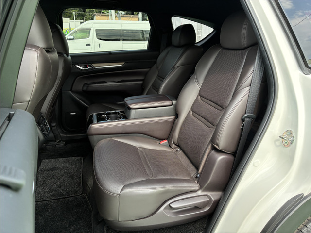 マツダ CX-8 2.5 25T Lパッケージ 4WD 6人乗り 茶革エアシート 266.9万