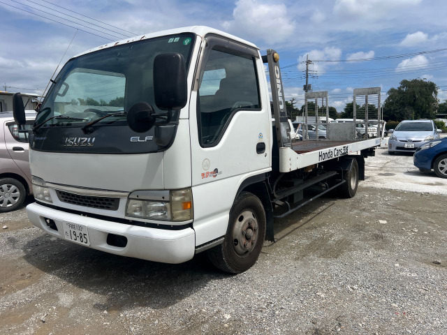 エルフ積載車