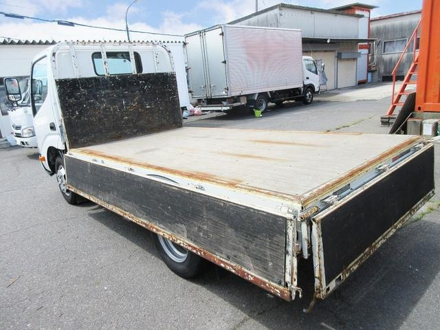 �r�C��4,000cc