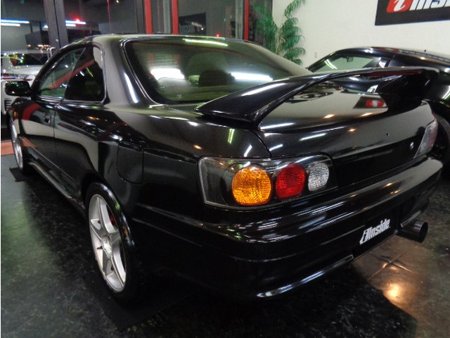 �u���b�N���^���b�N�J���[&F�X�|�C���[&��^���A�X�|�C���[&TRD�A���~&���b�h�L�����p�[&�u���b�N���b�h�X�|�[�c�V�[�g&�N���AFOG���C�g�������[���Ԃł�