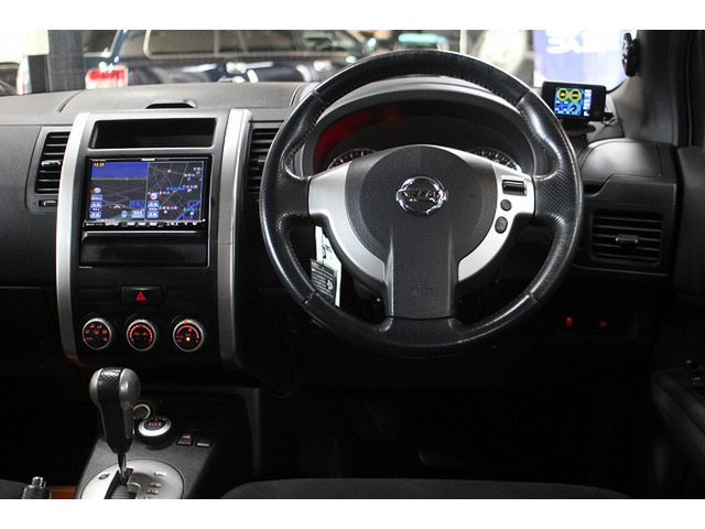 エクストレイル2.0 20GT ディーゼル 4WD