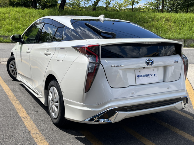 プリウス1.8 S セーフティ プラス