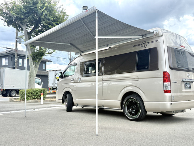ハイエースバン