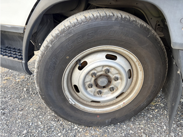 �t�����g�^�C��:195/80R15 M+S�^�C������