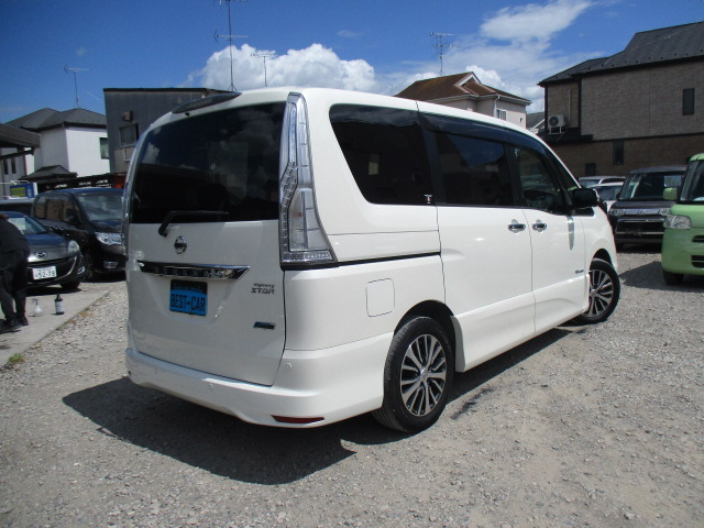 セレナ2.0 ハイウェイスター Vセレクション+Safety S-HYBRID アドバンスドSafetyパッケージ