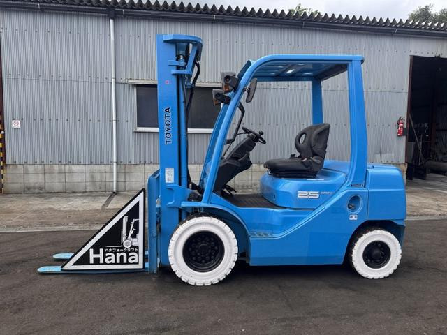 トヨタL&amp;F(トヨタ) エンジンフォークリフト　19833 中古車画像