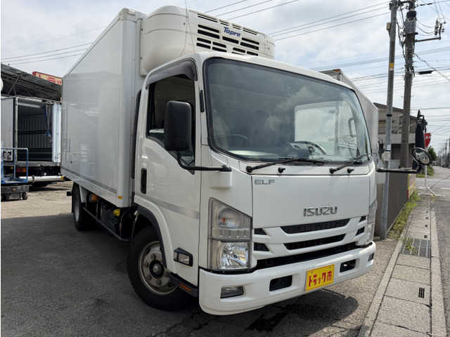 エルフ冷蔵冷凍車