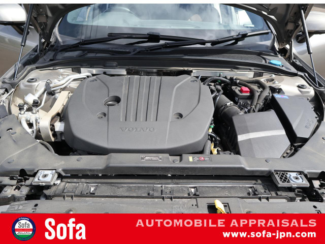 2.0L �^�[�{�G���W��