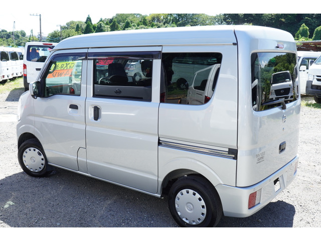 NV100クリッパーGXターボ ハイルーフ 4WD