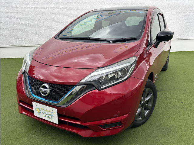 ノート1.2 e-POWER X ブラックアロー