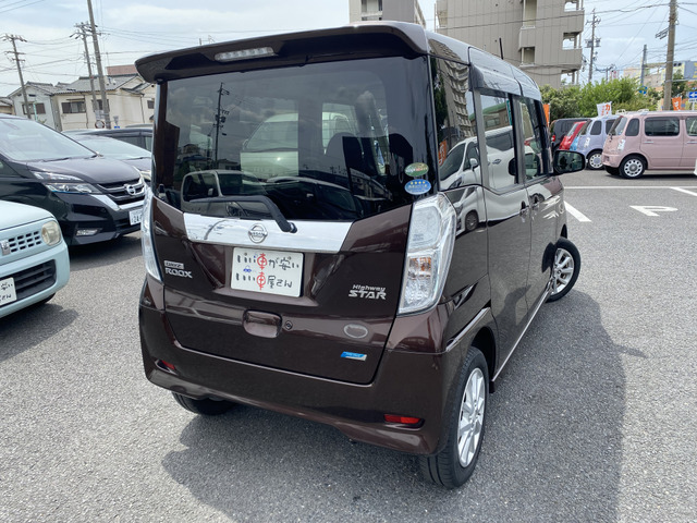�i�r�E�o�b�N���j�^�[�EETC�E�n�f�W�`���[�i�[�E�t���b�v�_�E�����j�^�[���̗p�i�������k���������B���݂����̂��Ԃ���̕t���ւ��A�������ݎ��t�����\�ł��B