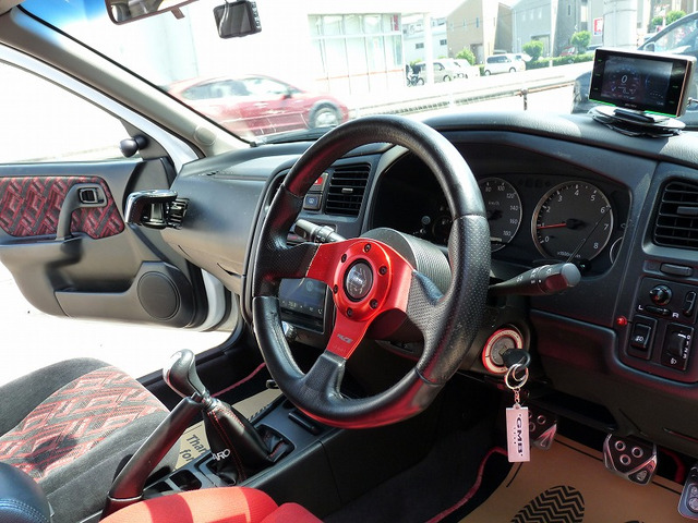 momo���[�X32�p�C�ɂȂ�܂��B�܂����[�_�E���T�X�����ŃR�[�i�[���C�����悭�삯�����܂��B