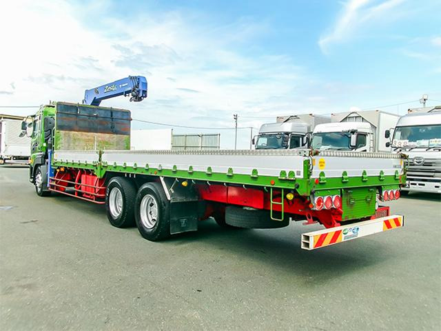クオンクレーン車