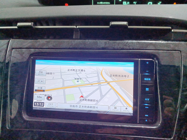 展示車輌は常時10台以上ご用意しております。軽自動車を中心にお車をお求めになりやすい価格に設定させて頂いております。こちらの広告在庫に未掲載の車輛もカーセンサーやグー他にも掲載しておりますので一度ご検討下さい。