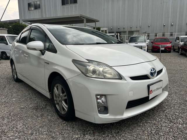 プリウス1.8 S