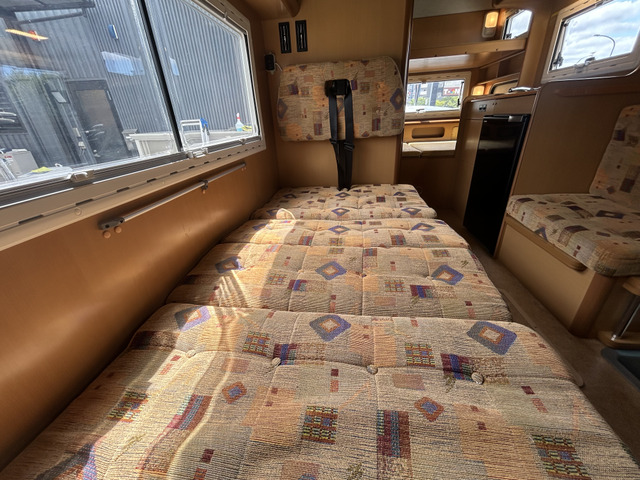 �_�C�l�b�g���ȒP�Ƀx�b�h�W�J�\�ł�!���@��193cm&times;93cm�ƂȂ��Ă���܂�!