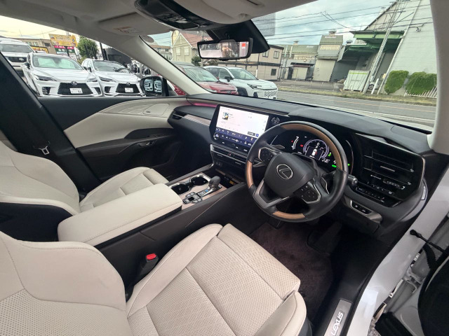 RX450h プラス バージョンL 4WD