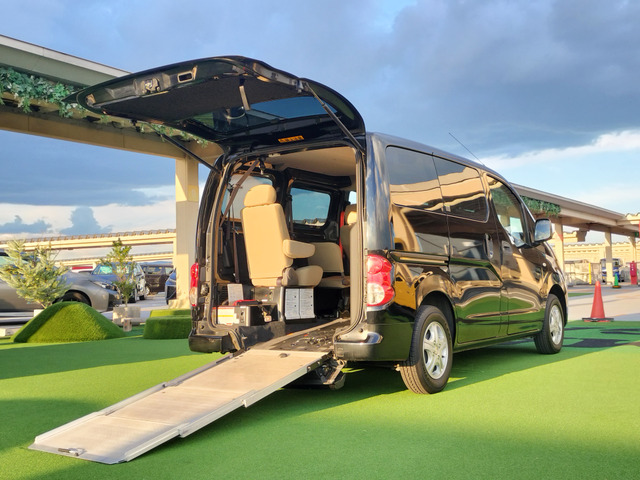 NV200バネットバン