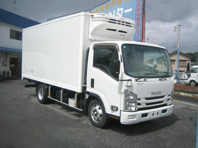 エルフ
