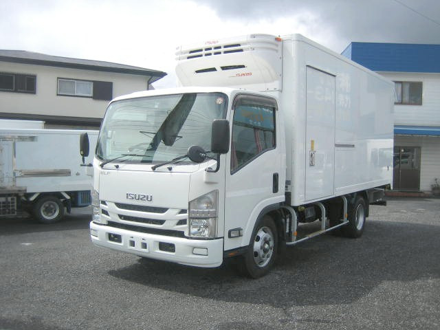 エルフ
