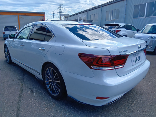 LS460 Fスポーツ