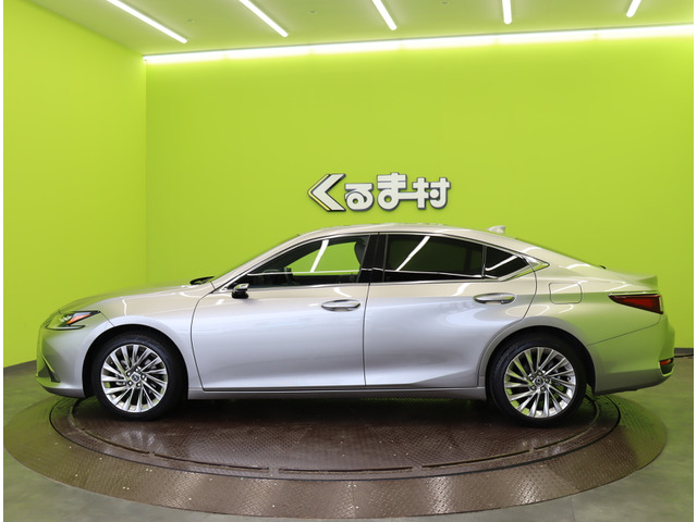 ES300h バージョンL