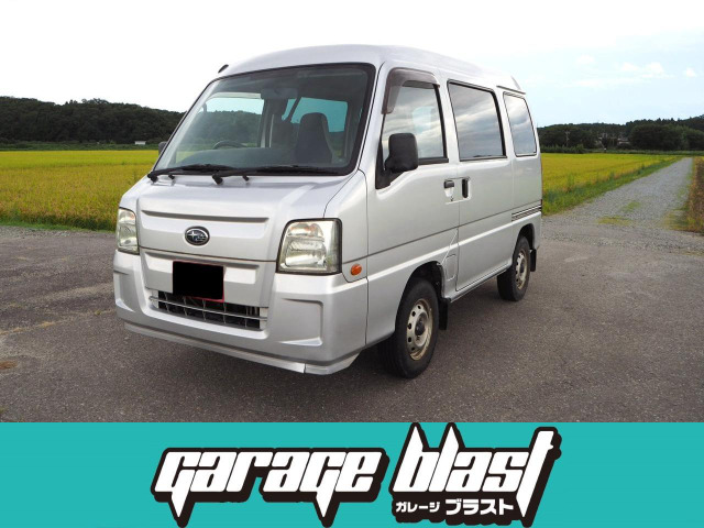�X�o����4�C��EN07�G���W�����A���ځA���K�I�[�g�I�[�N�V�����d����̐l�C�̃X�o�����T���o�[�o���g�����X�|�[�^�[4WD�EMT�Ԃł��B4WD�ňӂ̂܂܂ɑ����5MT�ԁA�n�C���[�t���Y��Ȃ��Ԃő���͂ɂȂ�܂��B