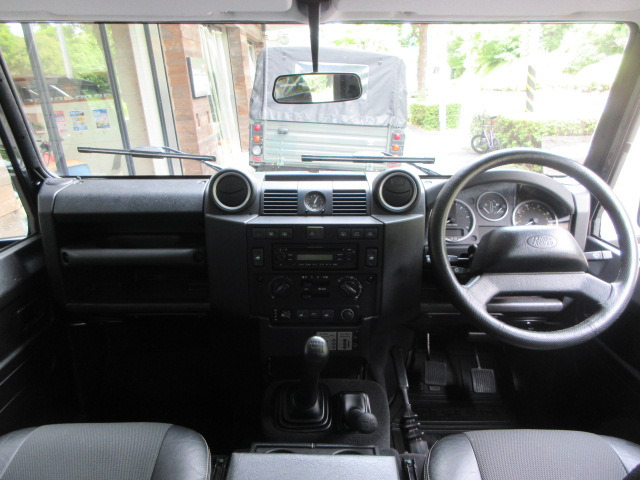 ディフェンダー90 4WD