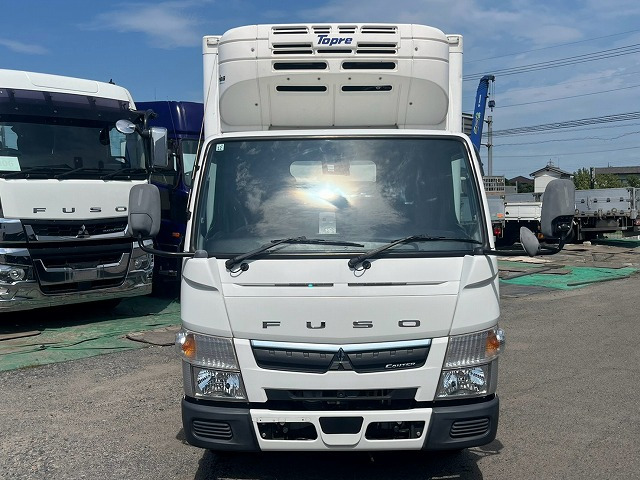 キャンター冷蔵冷凍車