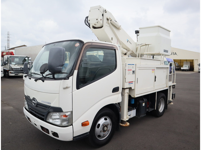 デュトロ高所作業車