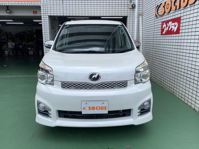 ヴォクシー2.0 ZS 煌III