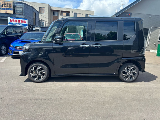 タントカスタムX 4WD